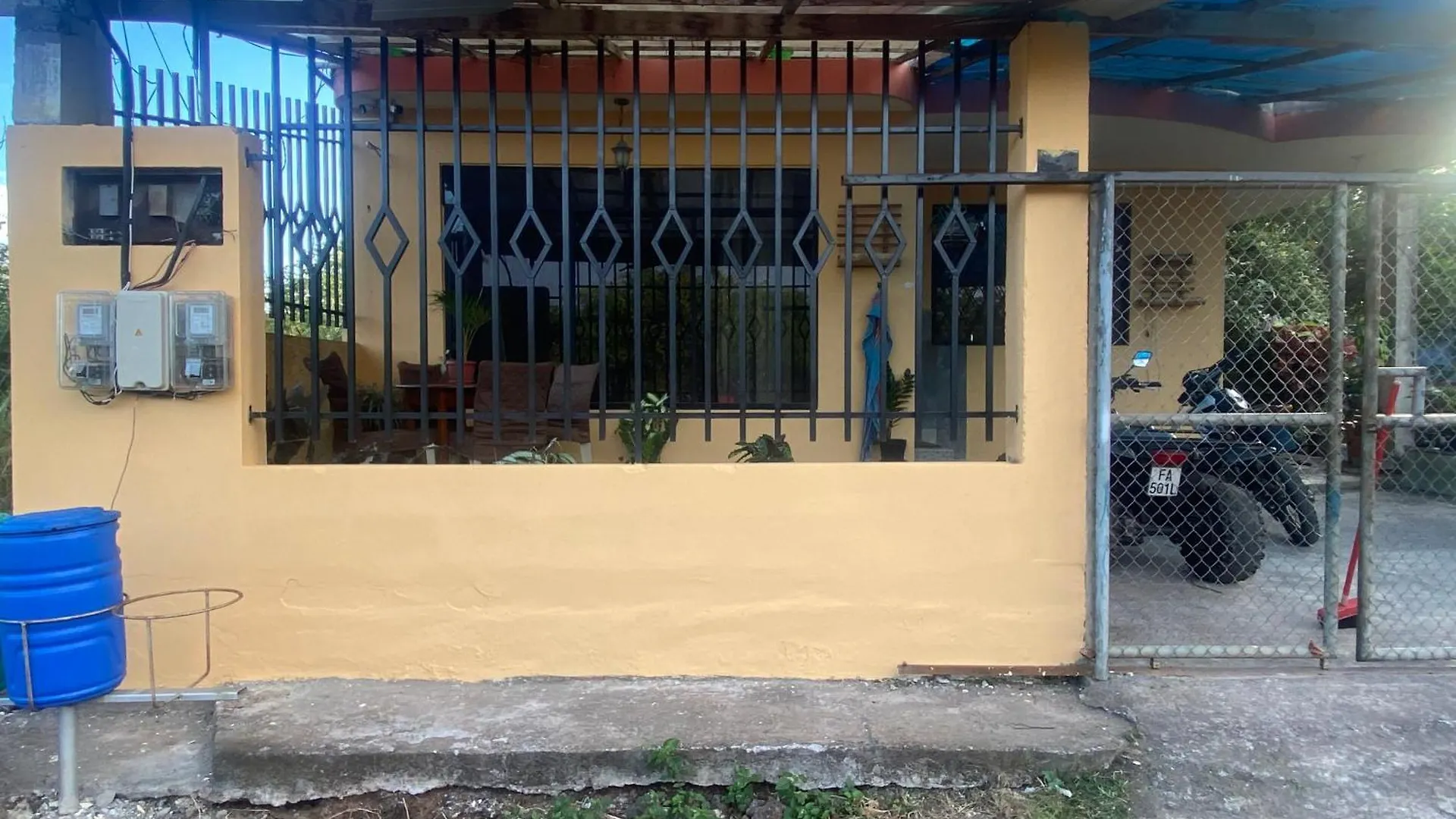 Casa De Alojamiento Muyuyo House Puerto Baquerizo Moreno